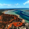 西澳大利亚州，鲨鱼湾，大潟湖鸟瞰图 © 澳大利亚珊瑚海岸版权所有
