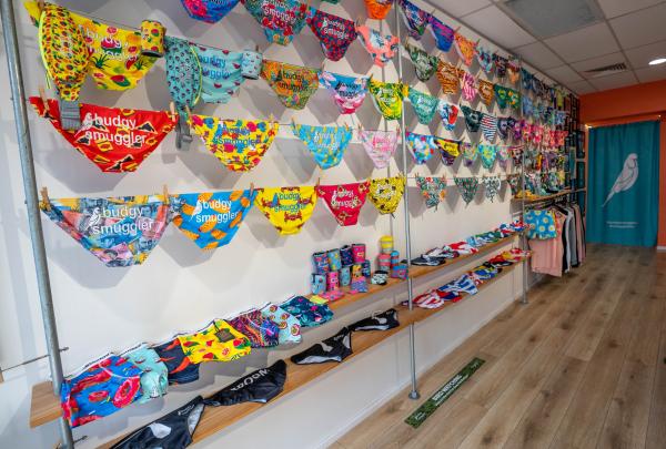 在 Budgy Smuggler 曼利镇门店出售的泳装 © Budgy Smuggler 版权所有