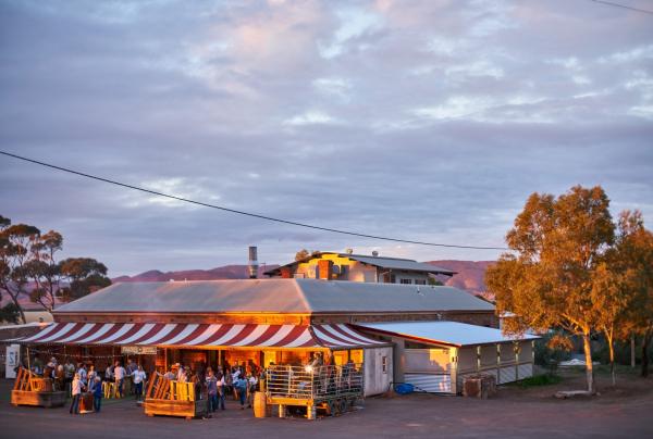 南澳大利亚州，帕拉叱纳，帕依里酒店 © 南澳大利亚旅游局版权所有