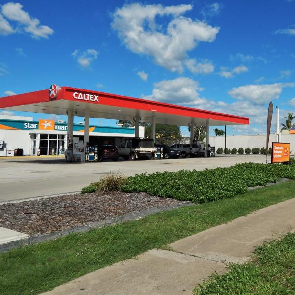 洛克汉普顿的加德士加油站 © RegionalQueenslander/CC BY-SA 版权所有