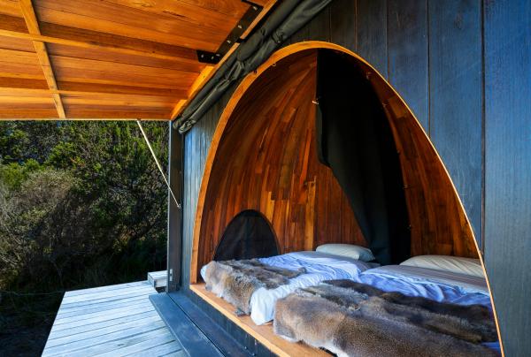 塔斯马尼亚州，乌卡利纳步道 © 乌卡利纳徒步之旅版权所有 / Robert Burnett