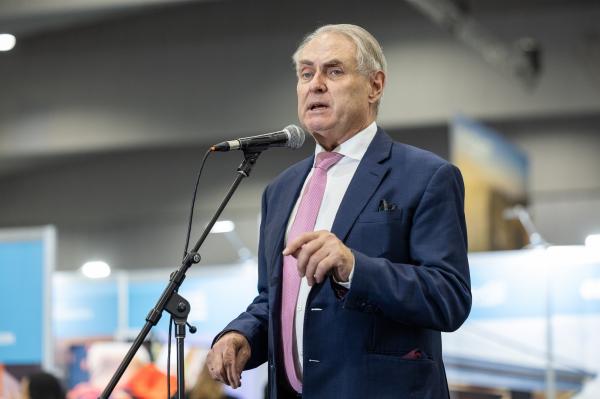 澳大利亚贸易和旅游部长唐方睿（Don Farrell）