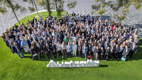 澳大利亚旅游局 2025年度“澳会有期（Australia Next）”与会代表于墨尔本合影