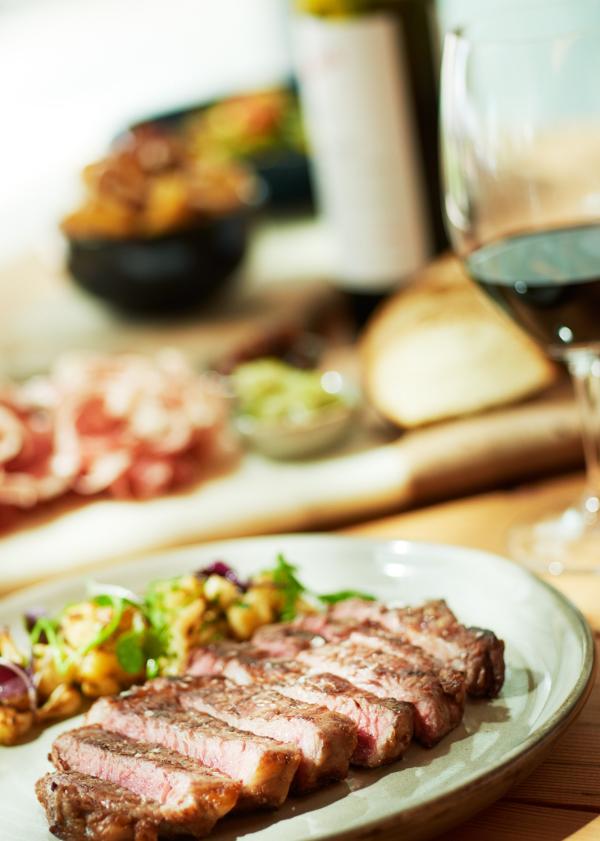 南澳大利亚州，奔富玛吉尔庄园餐厅 © 南澳大利亚旅游局版权所有