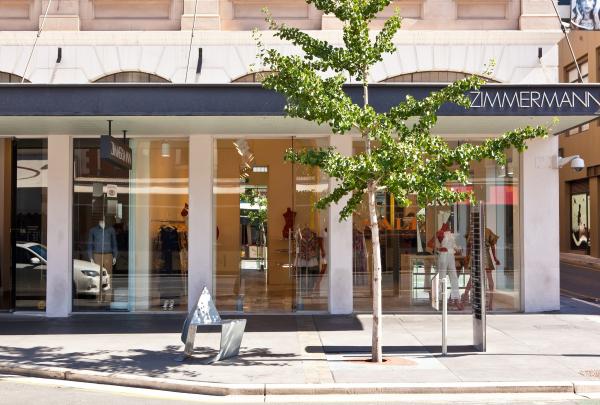 阿德莱德蓝道大街 Zimmermann 的店面 © 南澳大利亚旅游局版权所有