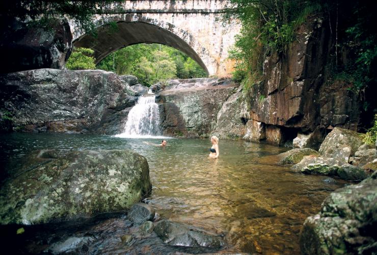 昆士兰，帕鲁玛山脉国家公园，水晶小溪 © 昆士兰州旅游及活动推广局版权所有