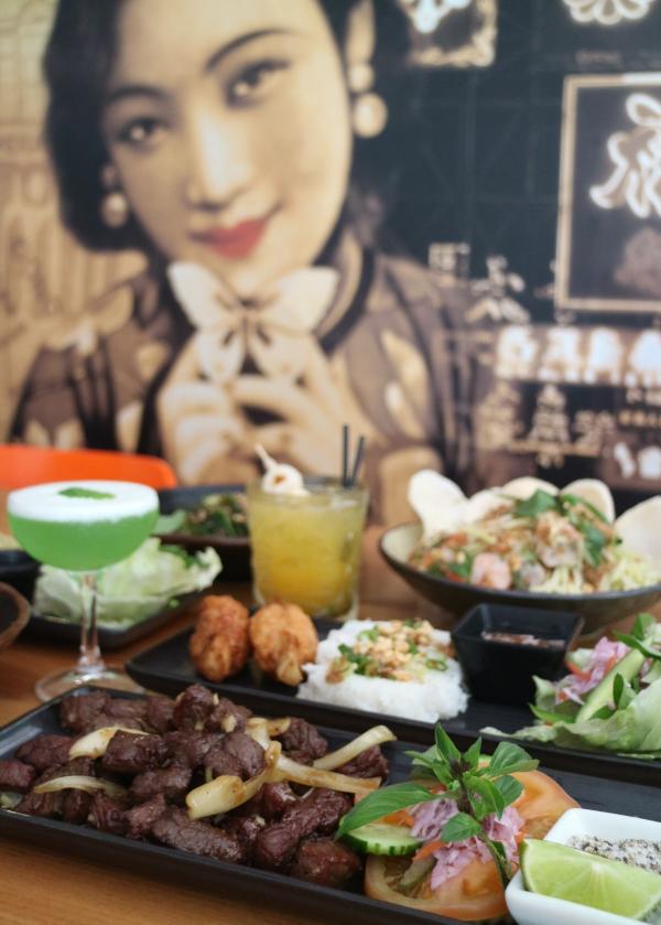 北领地，达尔文，Chow ©北领地旅游局/Christopher Nayna 版权所有