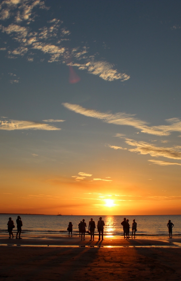 北领地，达尔文，明迪尔海滩的日落景观 © Aude Mayans/北领地旅游局版权所有