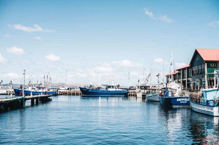 Waterfront, Hobart, TAS © Tourism Tasmania / Geoff Murray