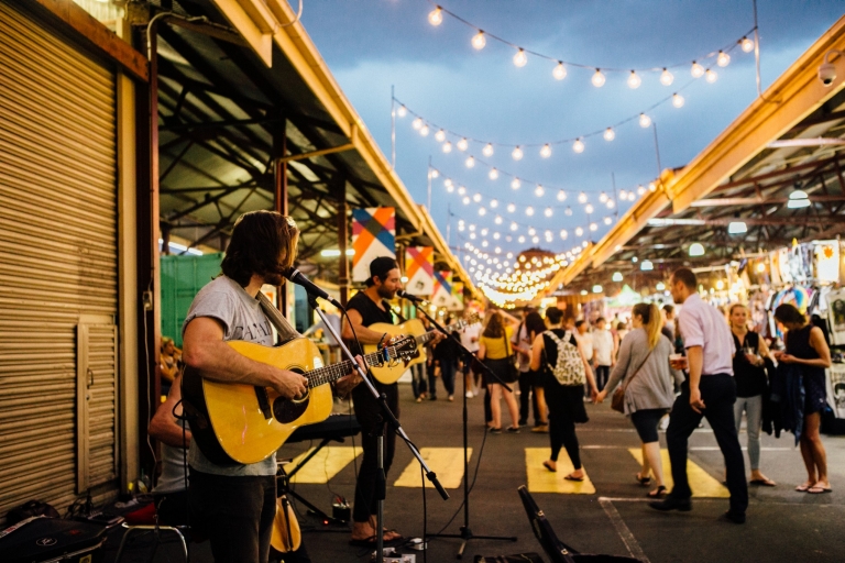维多利亚州，墨尔本，维多利亚女王夜市（Queen Victoria Night Market） © 维多利亚女皇市场（Queen Victoria Market）版权所有