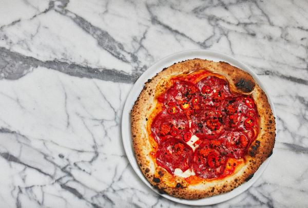 西澳大利亚州，珀斯，Monsterella Pizza © @greglewis_版权所有