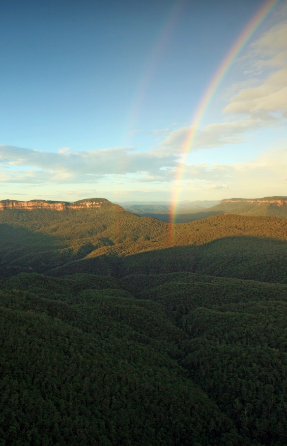 新南威尔士州，蓝山，格罗斯山谷，三姐妹峰 © 澳大利亚旅游局，David Ireland 版权所有