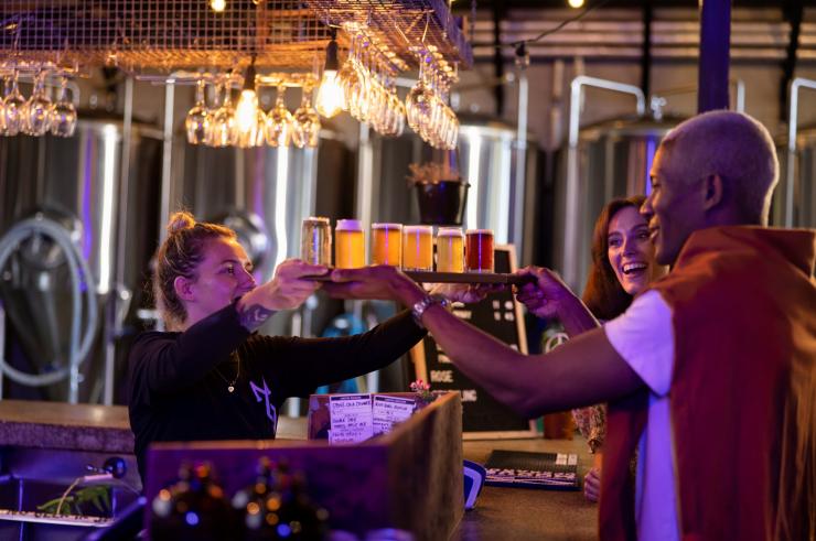 新南威尔士州,蒙娜薇(Mona Vale),Modus Operandi 啤酒厂 © 新南威尔士州旅游局版权所有 新南威尔士州,蒙娜薇(Mona Vale),Modus Operandi 啤酒厂 © 新南威尔士州旅游局版权所有