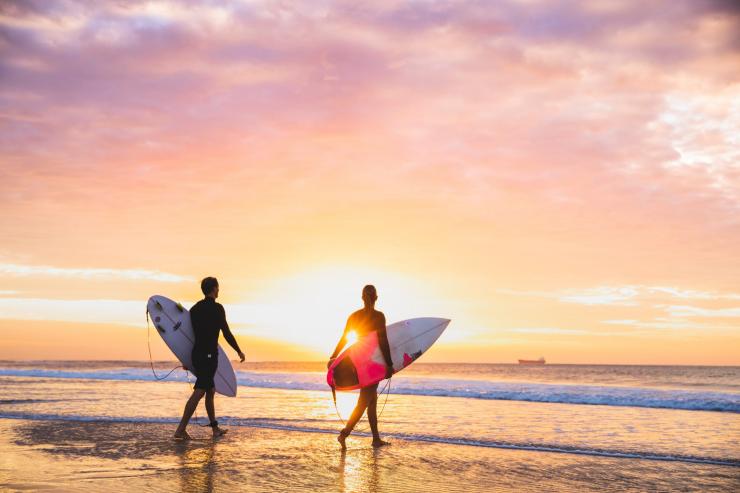 新南威尔士州,纽卡斯尔,诺比斯海滩(Nobbys Beach)© 新南威尔士州旅游局版权所有 新南威尔士州,纽卡斯尔,诺比斯海滩(Nobbys Beach)© 新南威尔士州旅游局版权所有