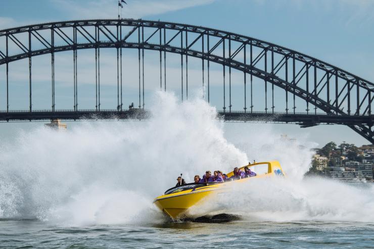 新南威尔士州，悉尼，Thunder Jet Boat © 新南威尔士州旅游局版权所有