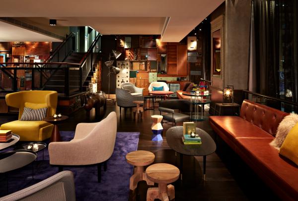 新南威尔士州，悉尼，悉尼 QT 酒店 © 悉尼 QT 酒店版权所有