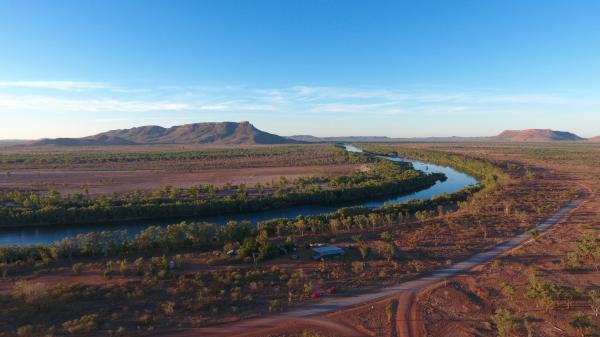 西澳大利亚州，库努纳拉，终极澳洲肺鱼探险 © 终极探险澳洲肺鱼垂钓版权所有