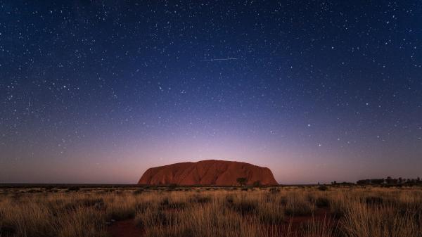 北领地，乌鲁鲁卡塔丘塔国家公园，乌鲁鲁 © Matt Donovan 版权所有