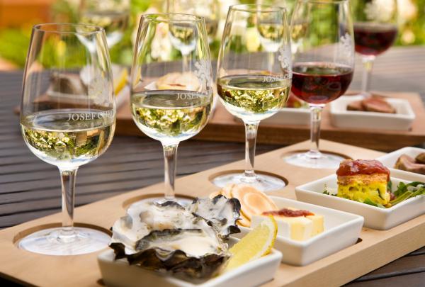 塔斯马尼亚州，塔玛谷，乔瑟克罗米酒庄 © 乔瑟克罗米酒庄版权所有