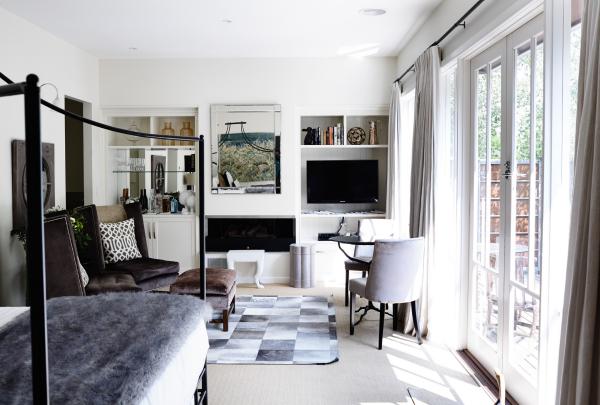 维多利亚州，戴尔斯福特，湖边小屋 © 维多利亚州旅游局，Andrew Vukosav 版权所有