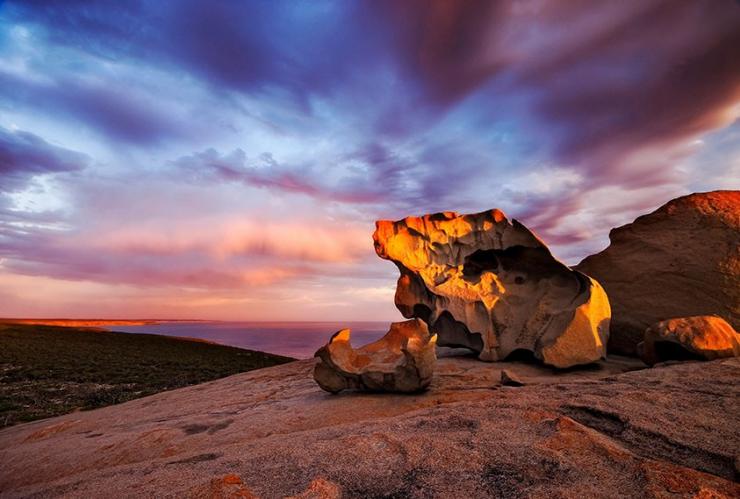南澳大利亚州，弗林德斯·蔡斯国家公园，神奇岩石 © Julie Fletcher 版权所有