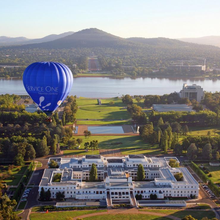 澳大利亚首都领地，堪培拉，乘坐热气球 © 澳大利亚旅游局版权所有