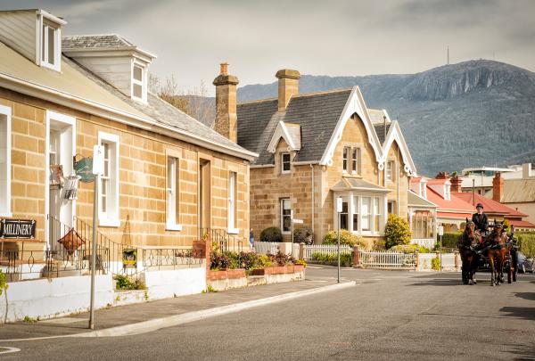 塔斯马尼亚州，霍巴特，炮台岬 © Tanya Challice Photography 版权所有