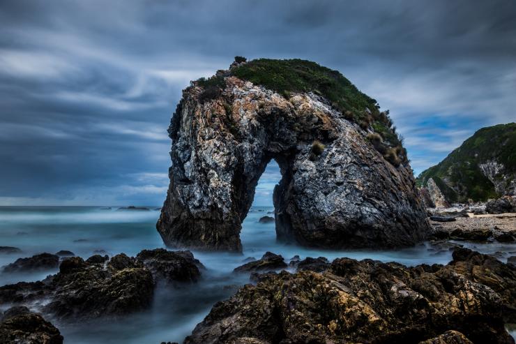 新南威尔士州，梅里布拉，蓝宝石海岸的马头岩 © 新南威尔士州旅游局/Rob Leo 版权所有