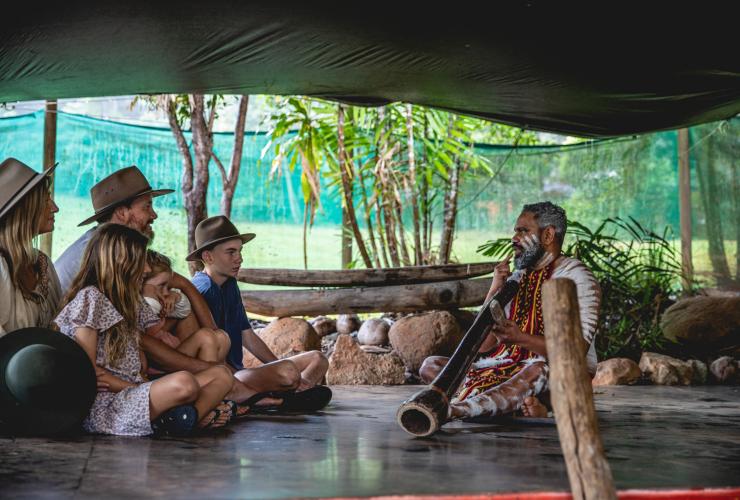 昆士兰州，热带雨林自然公园，帕玛吉里族原住民体验之旅 © 昆士兰州旅游及活动推广局版权所有