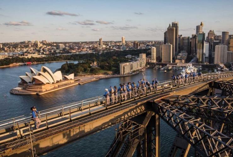新南威尔士州，悉尼海港大桥攀登体验 © Everything Australia 版权所有