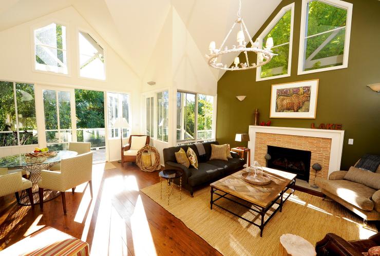 维多利亚州，戴尔斯福特，湖边小屋，中庭 © 湖边小屋版权所有