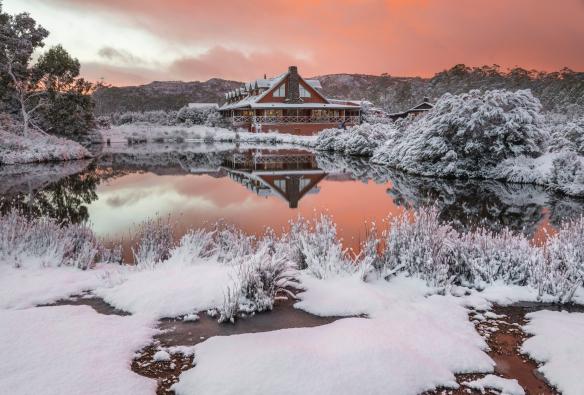 塔斯马尼亚州，摇篮山，佩珀摇篮山庄酒店 © Paul Fleming 版权所有